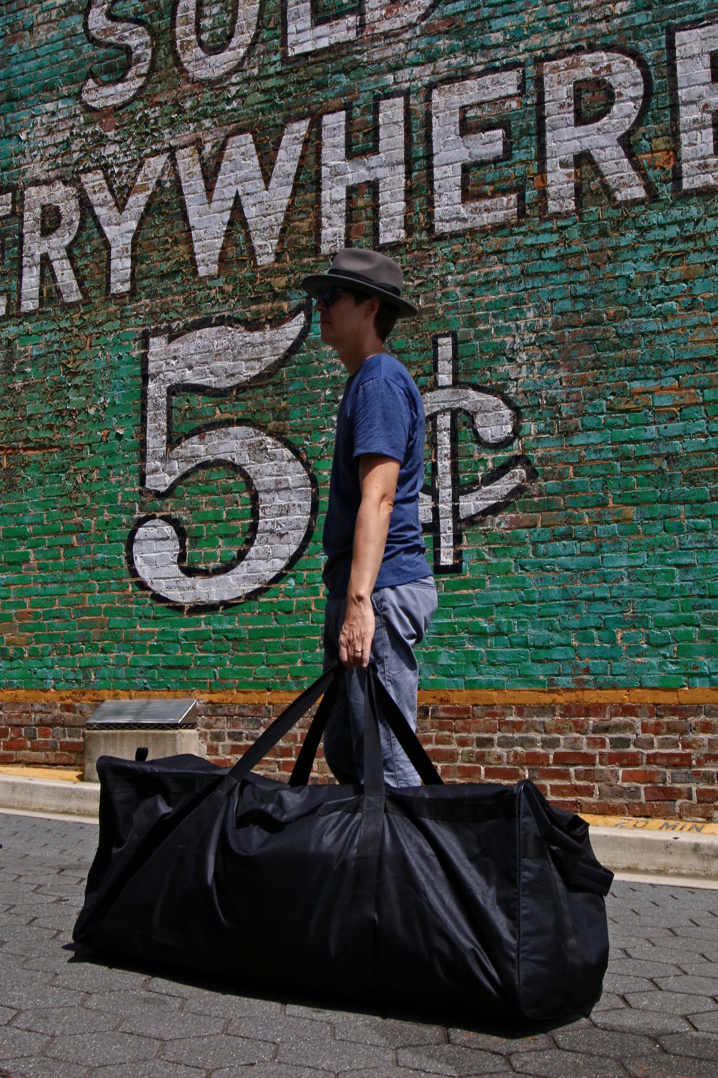 Gothamite 50-inch Duffel Bag Cargo Travel Oversize Hockey Sports Duffle, Black, XL